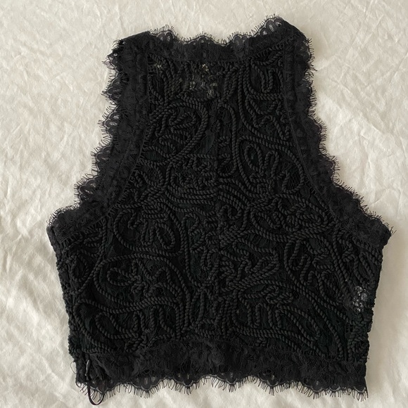 Black cropped top - Picture 3 of 5